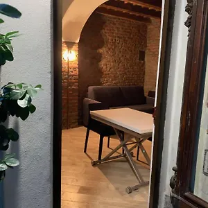 https://city-country-house.it-lombardy.com